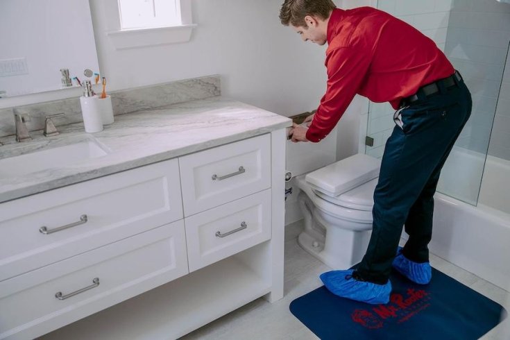 Wobbly Toilet Troubles: Is It Just Loose Bolts or a Broken Flange?